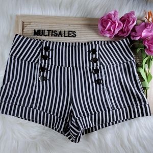 🌴L'ATISTE Mid-Rise Shorts